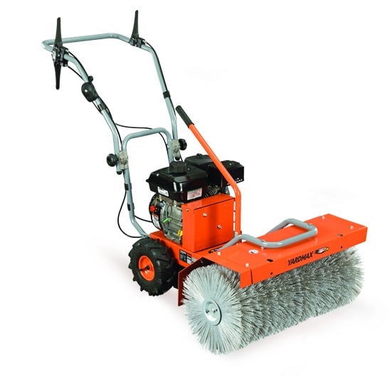 yardmax_power-sweeper